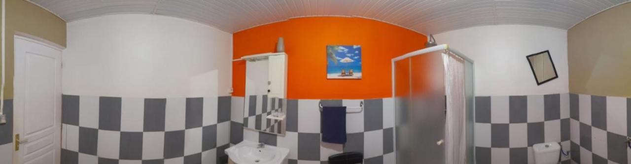 Hostel Des 3 Sources Сент-Мари Экстерьер фото